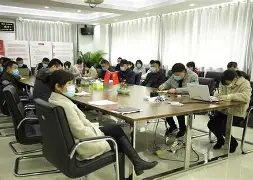 包含团队沟通更加顺畅，配合效率显著提高的词条